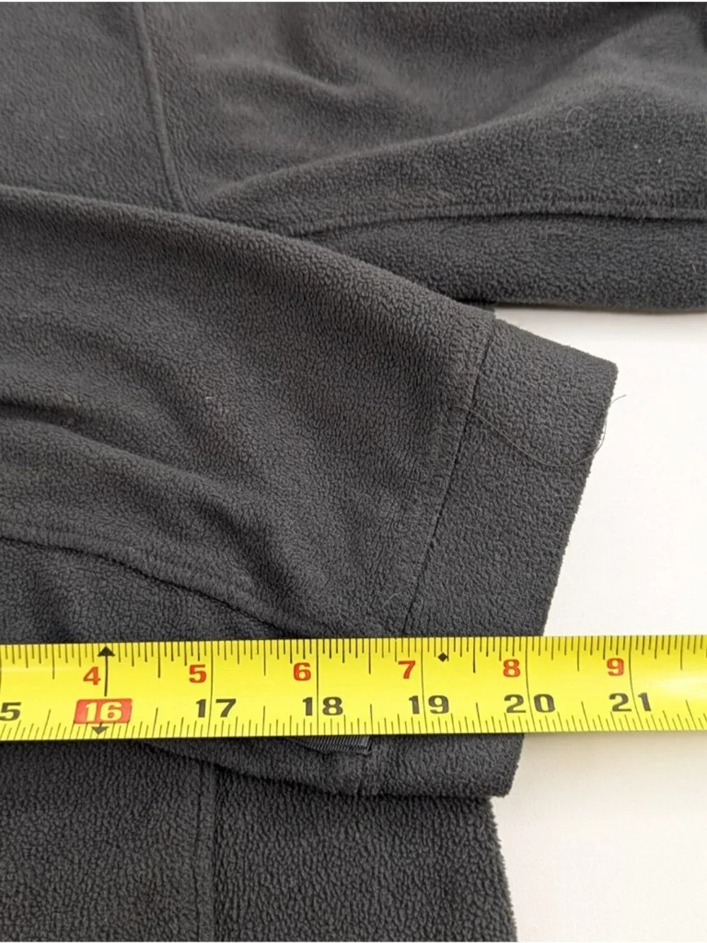 The North Face Mens Medium Fleece Black Full Zip Thermal Lightweight Jacket